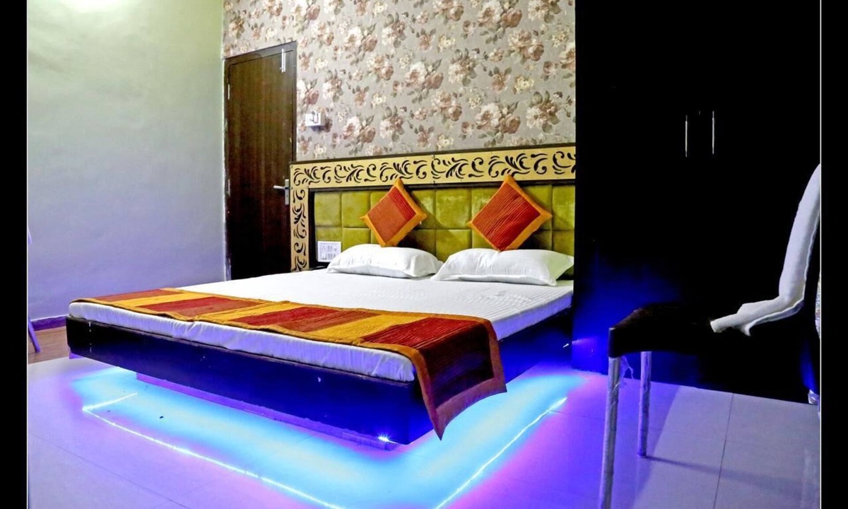 Chittorgarh Hotel | Hotel Shri Karani Vilas
