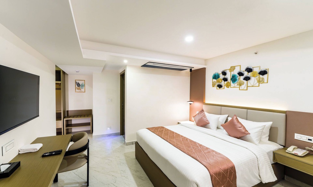 Nungambakkam Bed & Breakfast | Hotel Star Place - Chennai