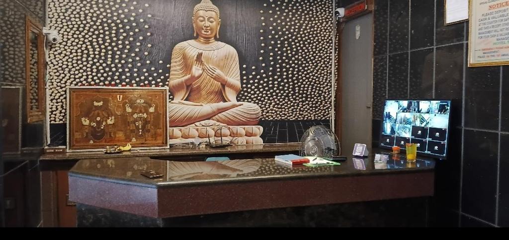 Vijayawada Hotel | HoTEL SVR ELITE