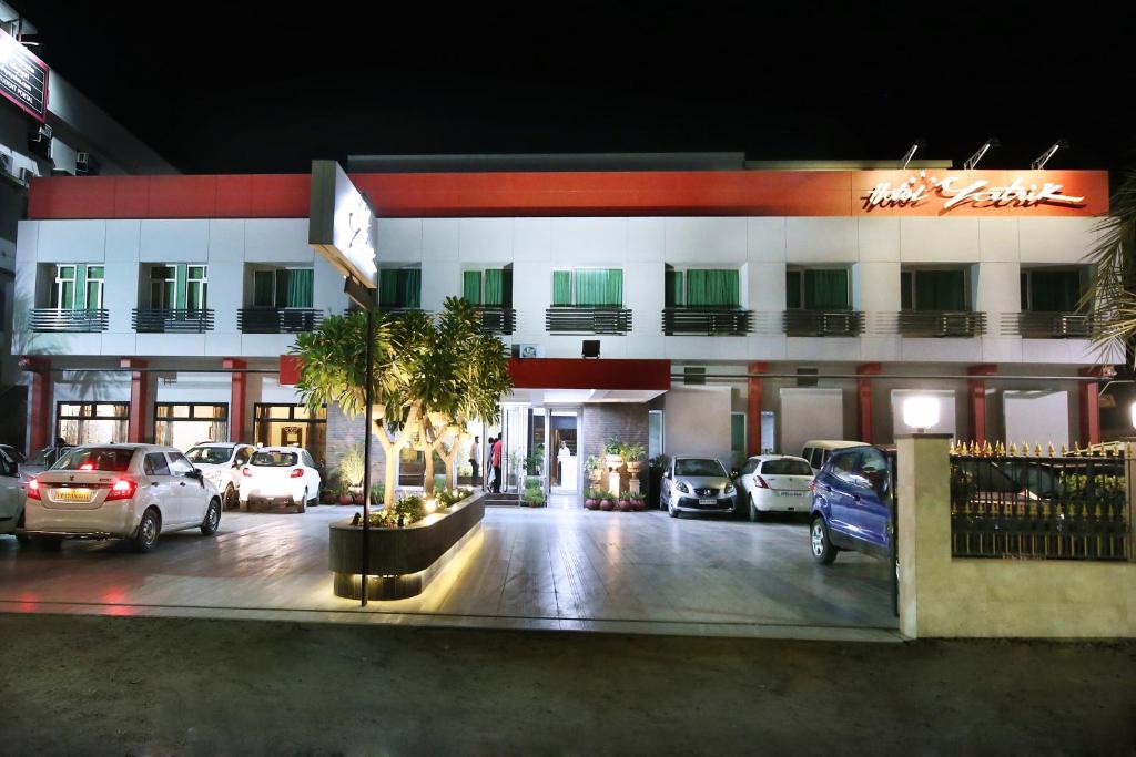 Civil Lines Hotel | Hotel Yatrik