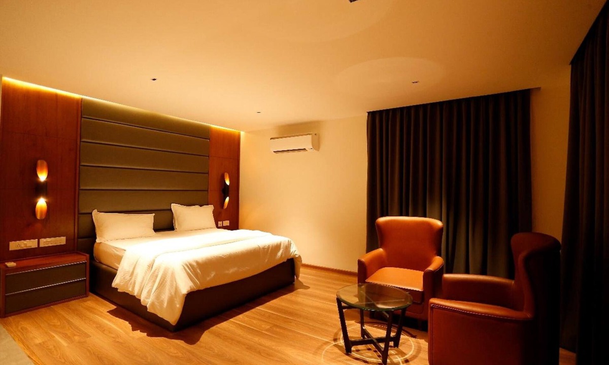 Manjeri Hotel | Hyde Park