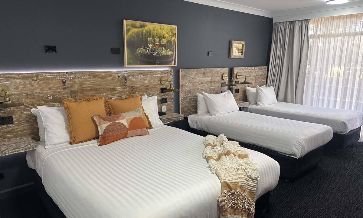 Orange East Hotel | ibis Styles Orange