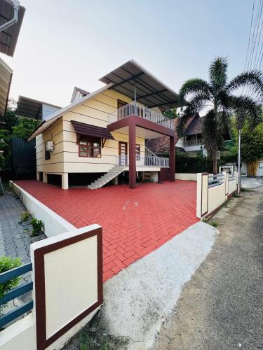 Athirapally Villa | Iconic villas by ROYAL VILLAS