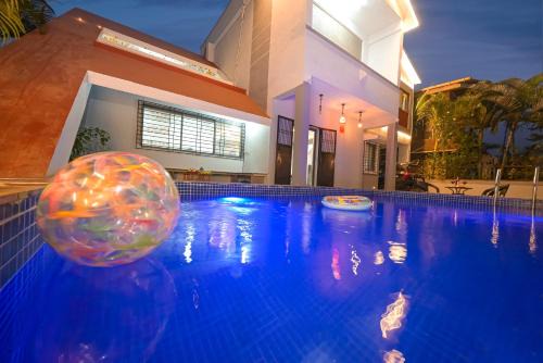 Malavli Villa | II EMPYREAN STAYS II CELESTIAL UNICORN VILLA II 3BHK II AC II PRIVATE POOL Il
