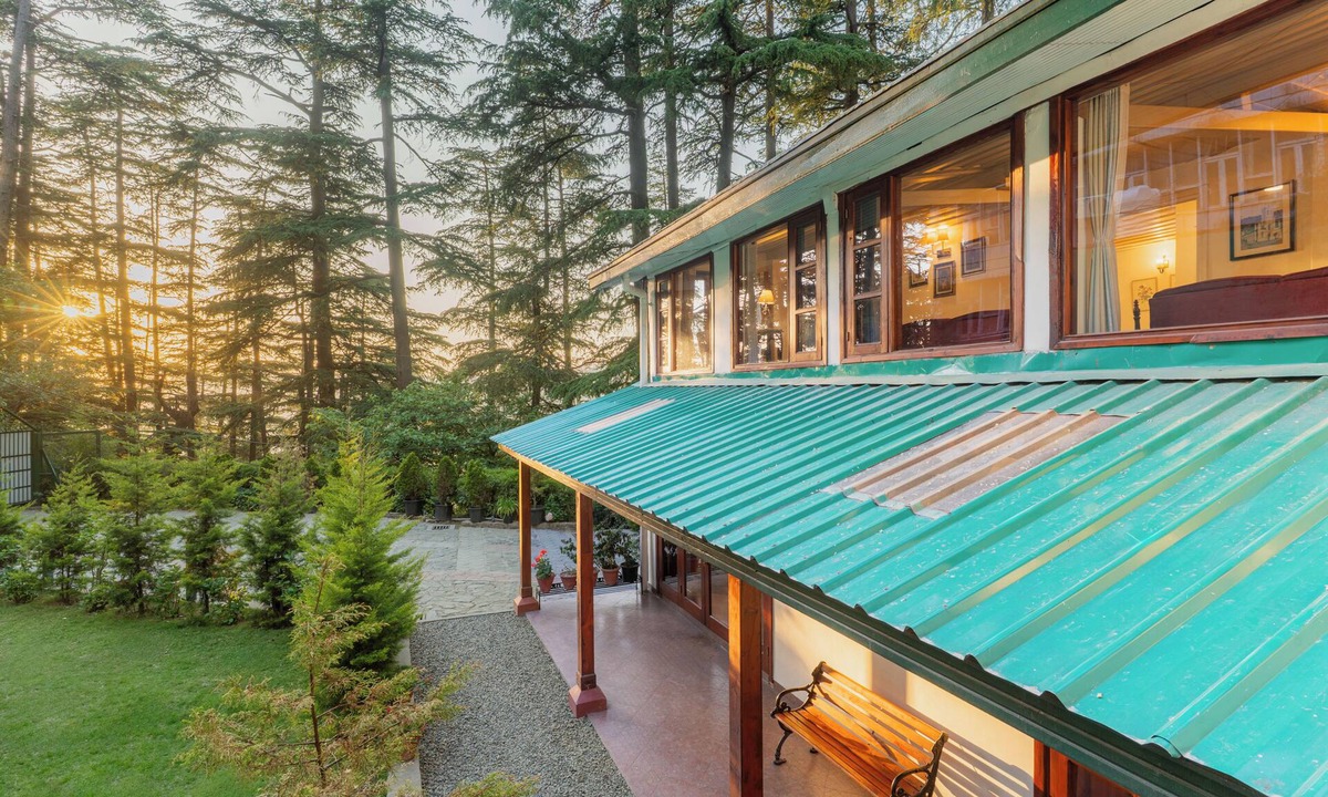 Chhota Shimla Bed & Breakfast | Jai Cottage, A five bedroom Bed & Breakfast in Shimla.