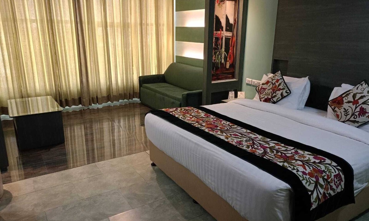 Katra Hotel | KC Residency