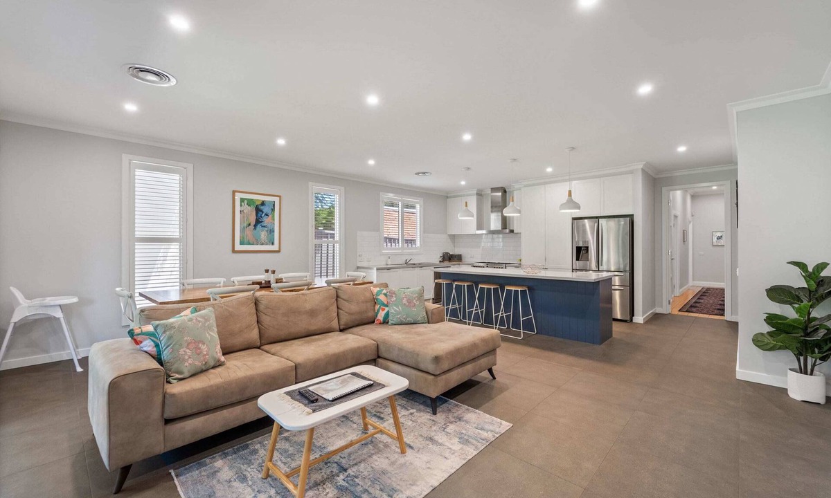 Bendigo House | Langston Abode Perfect for Family CBD