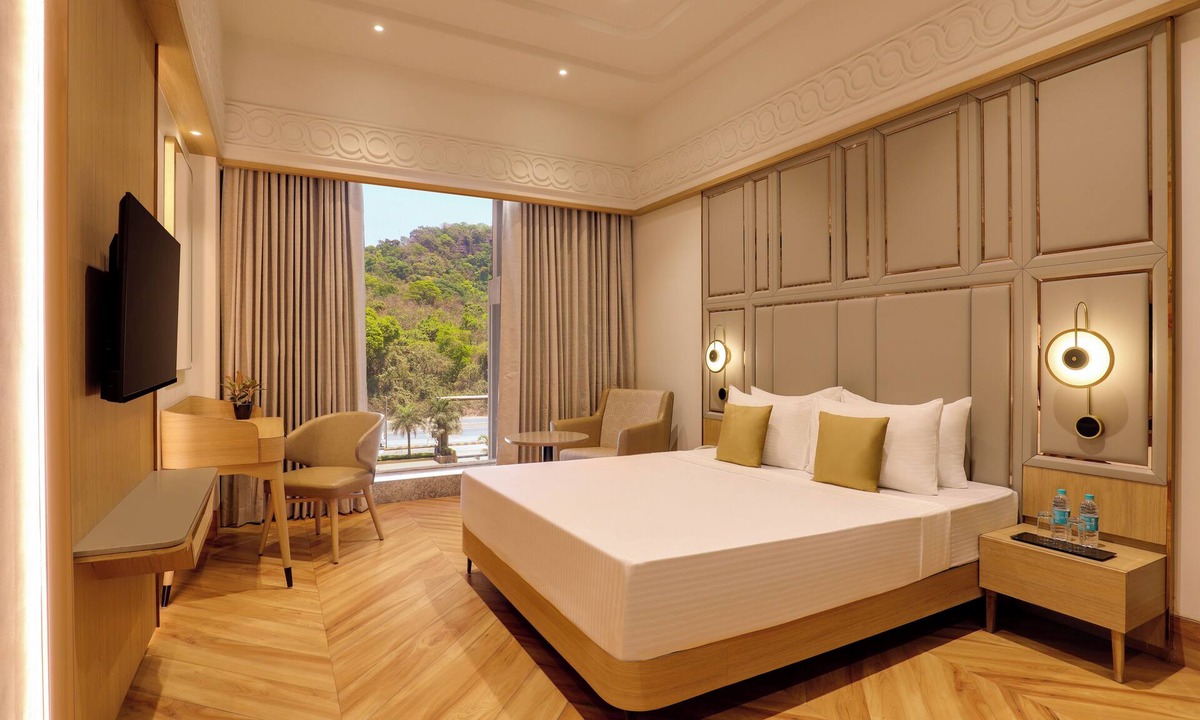 Sasunavghar Hotel | Lemon Tree Hotel Mira Road Mumbai