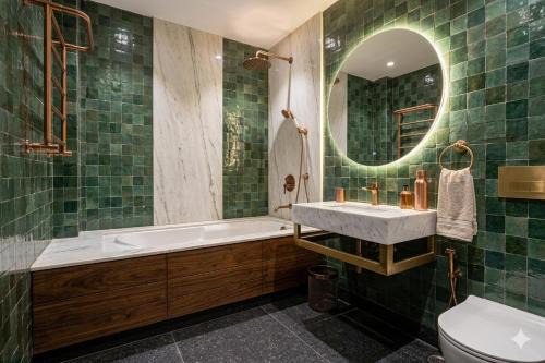Taj Ganj Hotel | Lime Tree Hotel