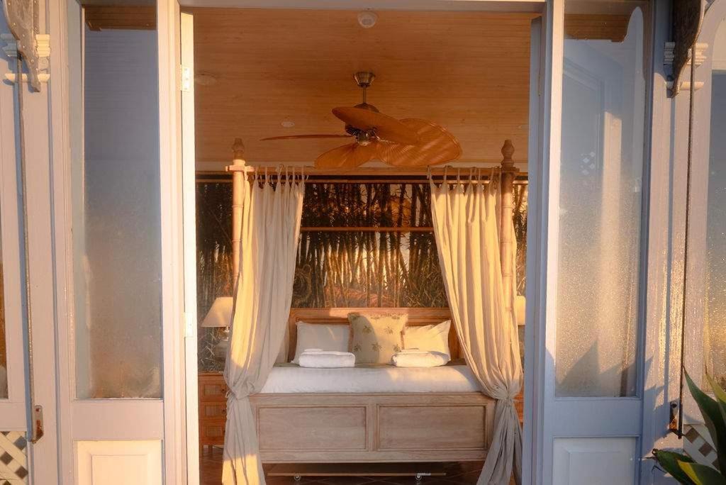Waitpinga Apartment | Luxury Couples Hideaway by the Sea