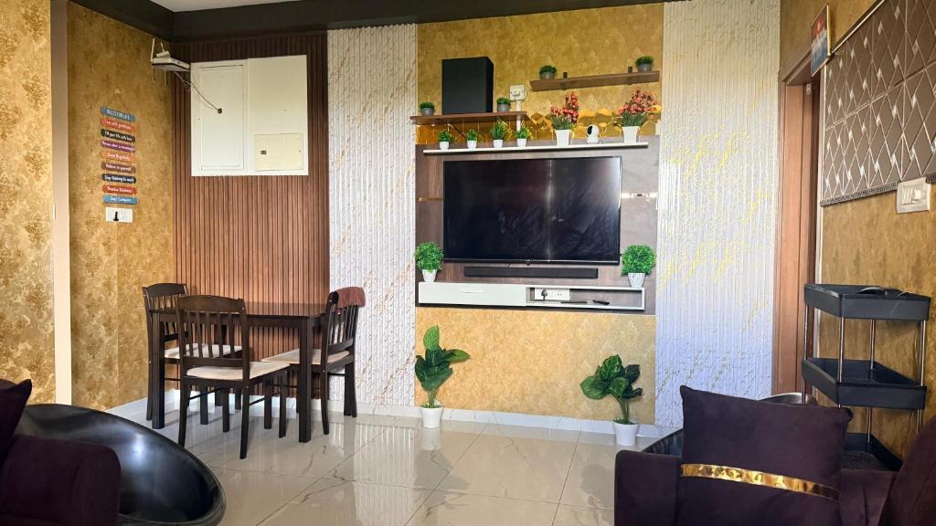 Bengaluru Apartment | Luxury Fully Furnished 2BHK Self Check in