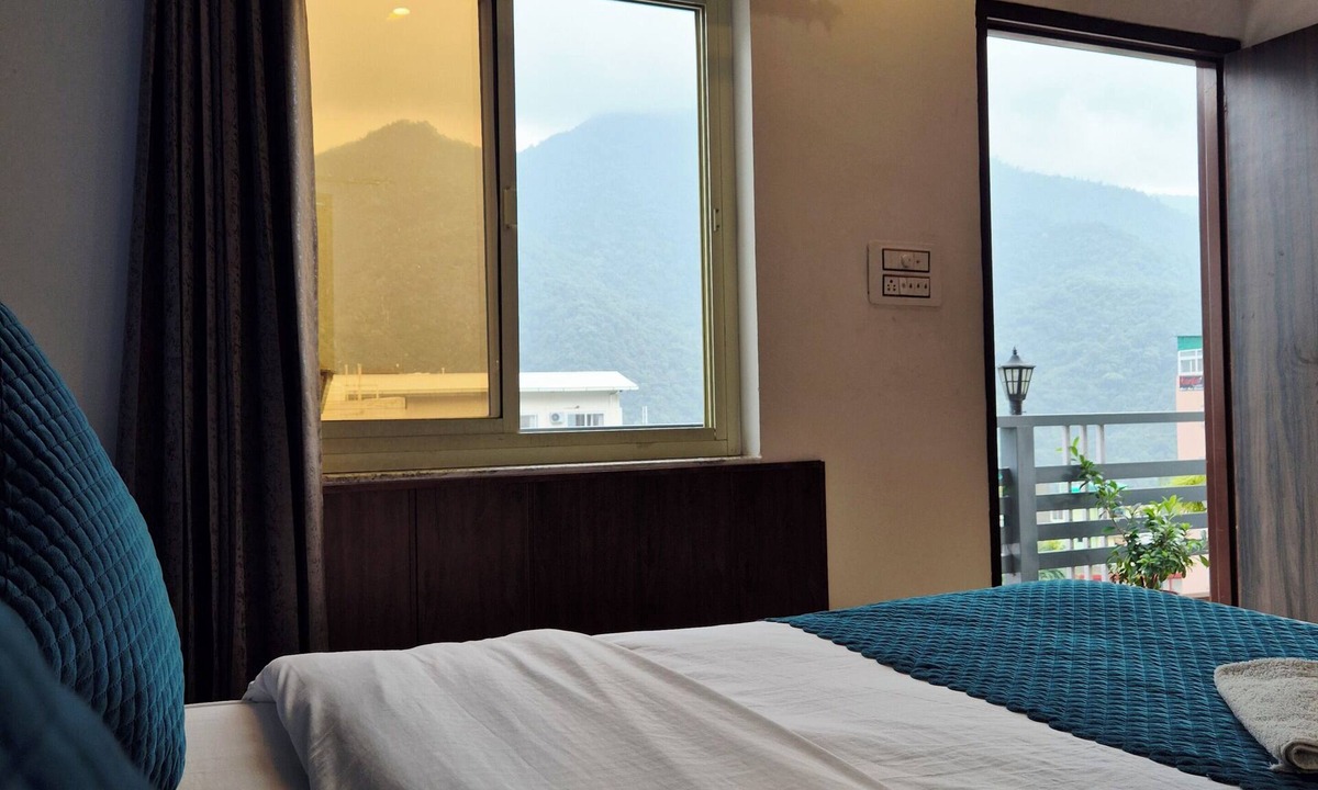 Tapovan Hostel | Manzil Hostel