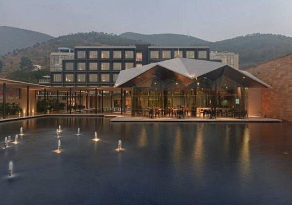 Tirupati Hotel | Marasa Sarovar Premiere