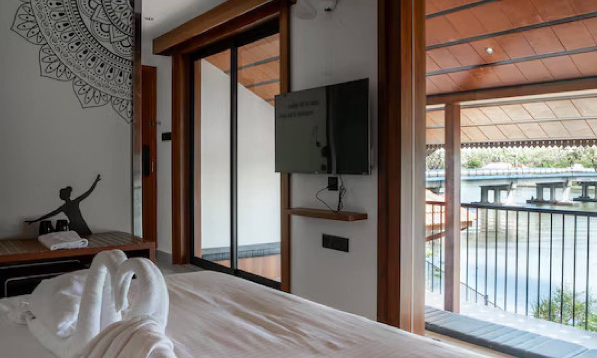 Thrissur Resort | Mayanadhi Resorts