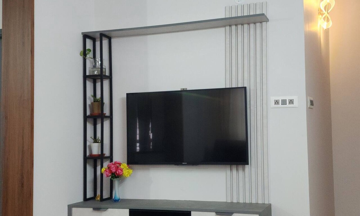 JP Nagar Apartment | Modern 2 Bed Apartment near Bannergatta Road. 5 minutes to Apollo Hospital