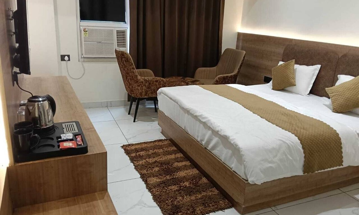 Bahadrabad Hotel | MOHANS INN