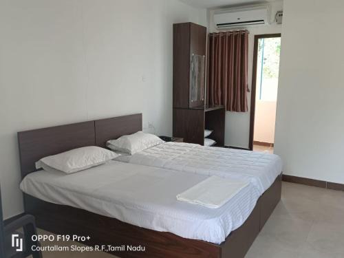 Chennai Hotel | Moon Residency Tambaram
