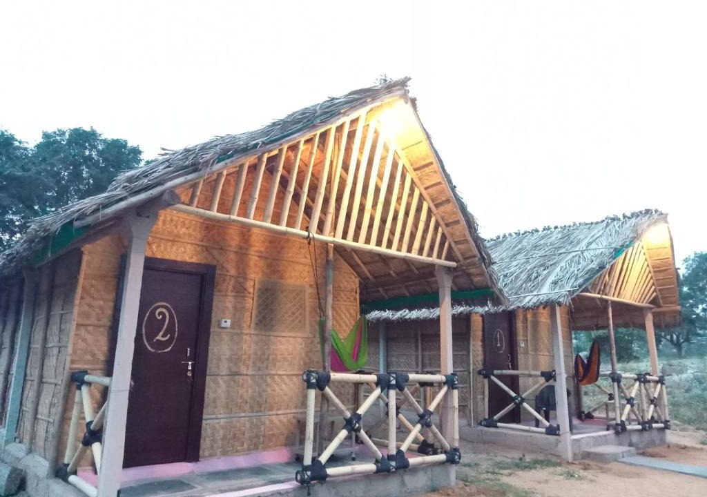 Kamalapur House | NIRVANA CAFE HAMPI