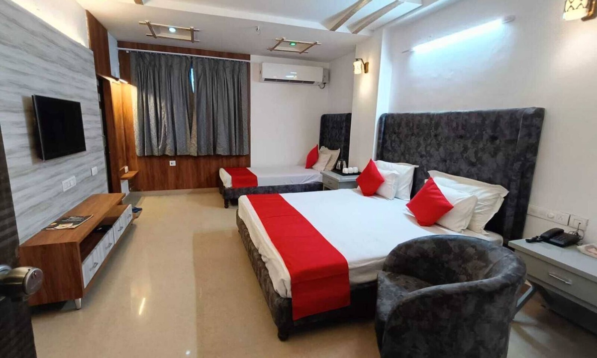 Paota Hotel | Omni Plaza
