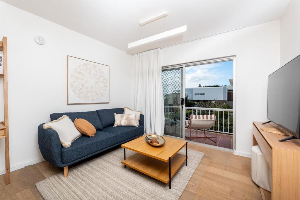 Cottesloe Apartment | OVER7 - Beachside Escape