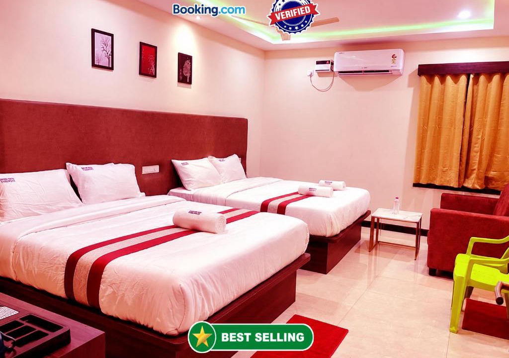 Tirupati Hotel | Premium Hotel DS TIRUPATI - near the central bus station and Railway Station - Air-conditioned units equipped with flat-screen TVs, kettles, and free toiletries - BEST FAMILY HOTEL IN TIRUPATI