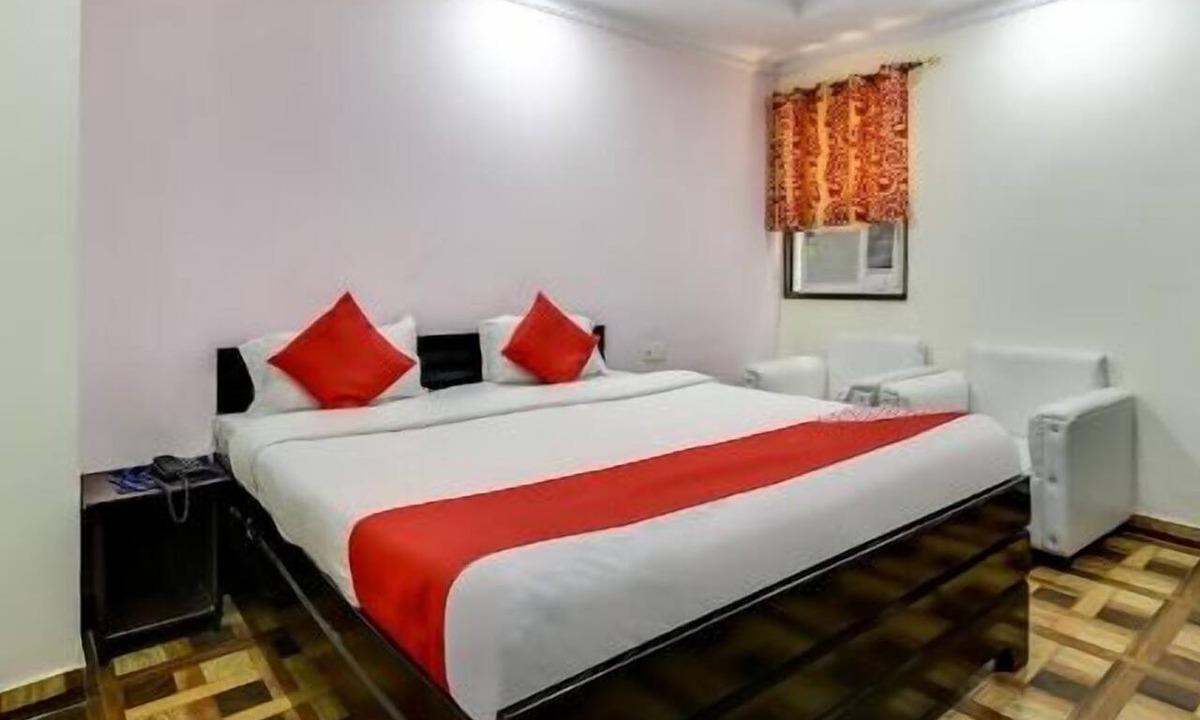 Deoria Hotel | Rajshriinn