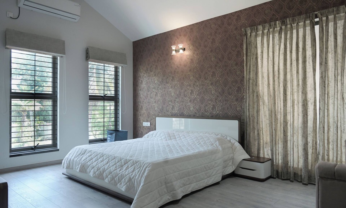 Yeshwanthpur Villa | Rare Aura Villa Luxury 4BR Pool Stay Near Airport