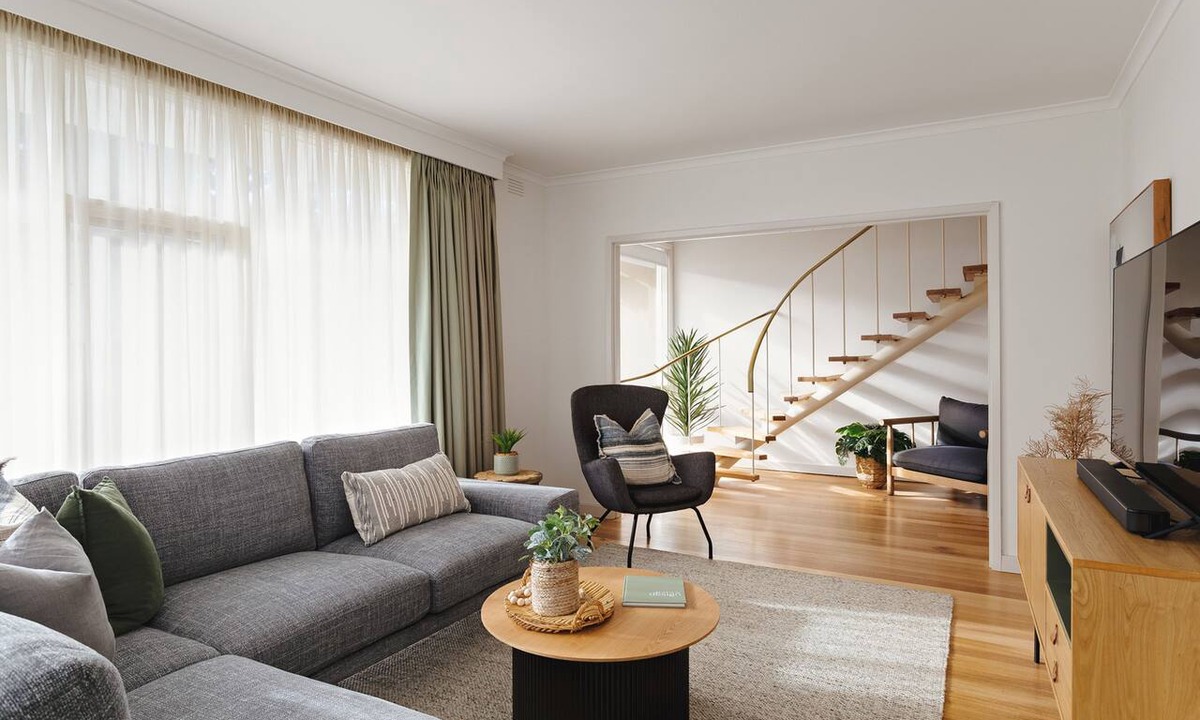 Aspendale House | Rest Ashored Direct Beach Access