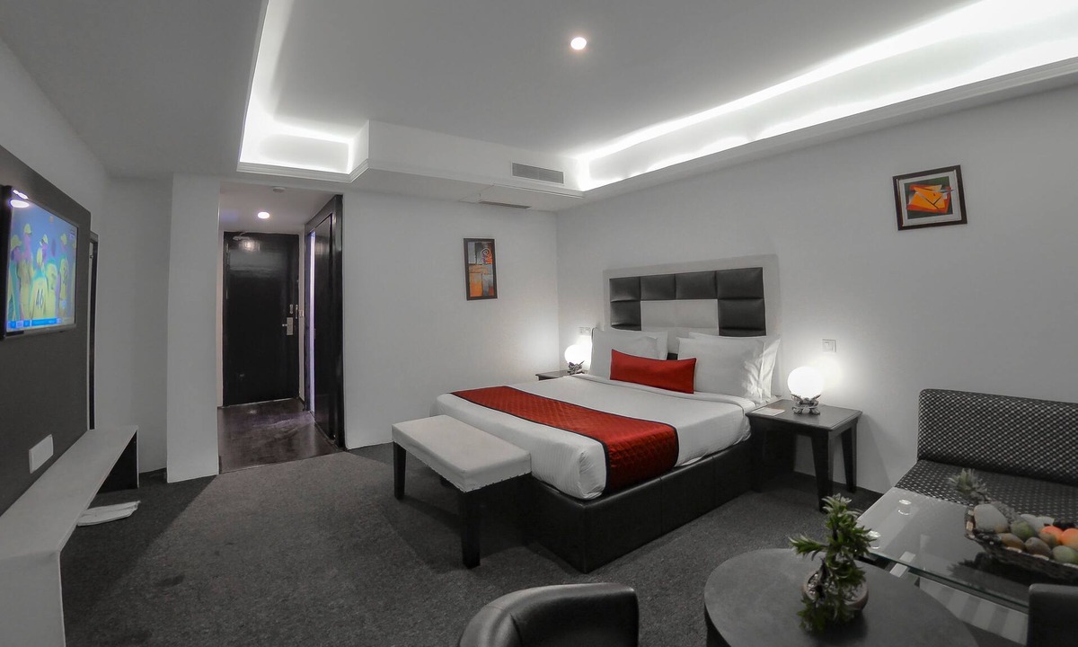 Rajbagh Hotel | Rose Petal
