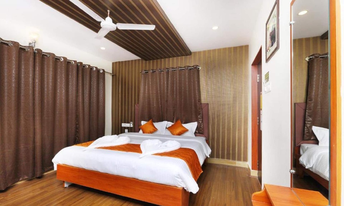 Tambaram Hotel | Royal Grand