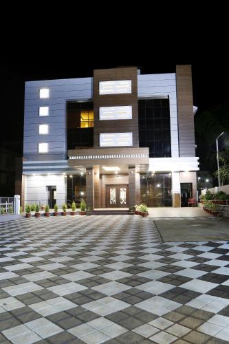 Kottakkal Hotel | Rydges Inn