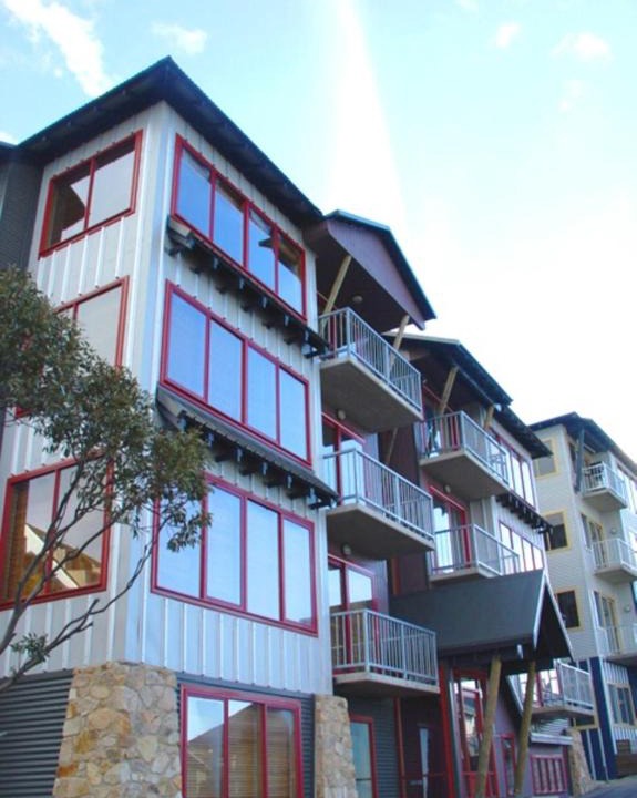 Hotham Heights Apartment | Schnapps