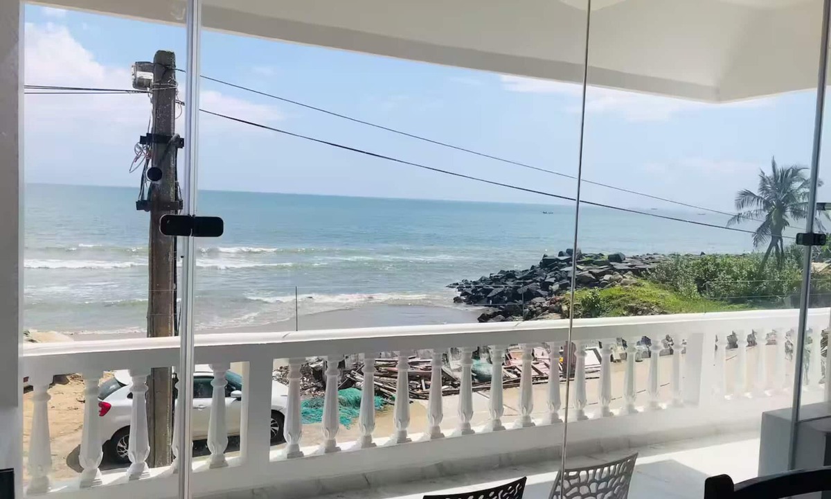 Pondicherry Beach House | Sea view Virtus home stay