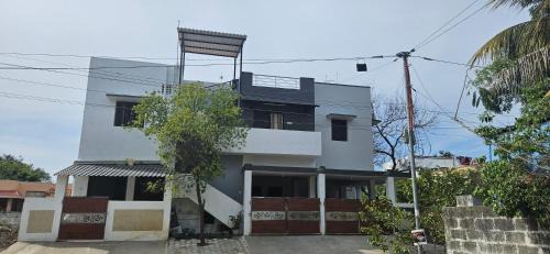 Coimbatore Apartment | SHIs Spandha Apartments Near Coimbatore Airport