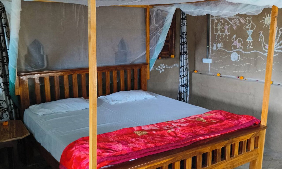 Kasrawad Hotel | Shiva kashi Home stay