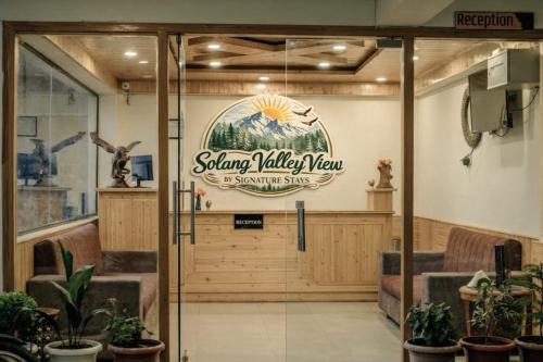 Palchan Hotel | Solang Valley View by Signature Stays