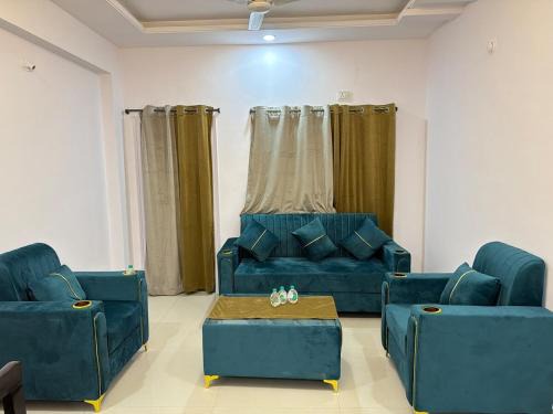 Toli Chowki Apartment | Spacious Modern 3 bhk Apartment Fully furnished