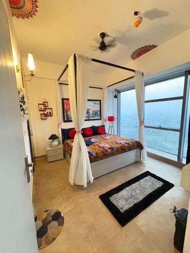 Noida Apartment | Spectrum Mall 1BHK Suite Apartment with swimming pool Sector 75 Noida