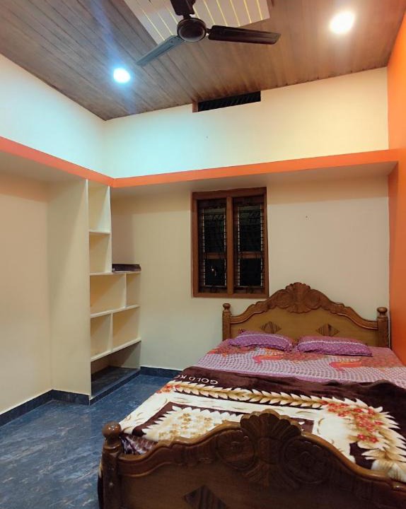 Kamalapur House | Sree Durga Devi Home stay Hampi