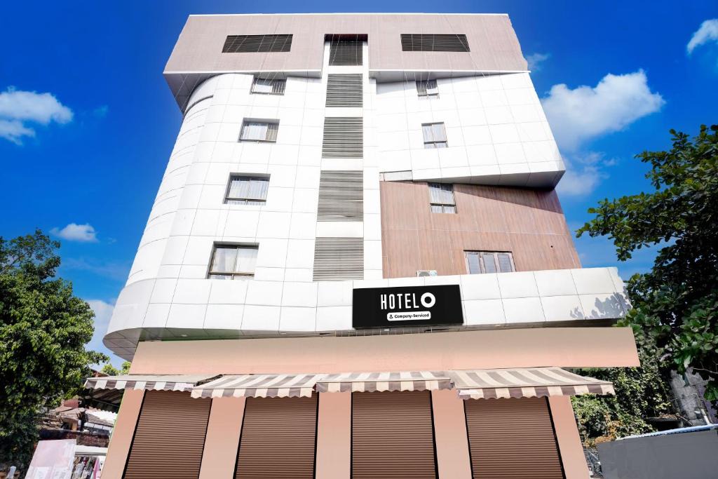 Nashik Road Hotel | Super Hotel O Nashik Road Formerly The Address Hotel