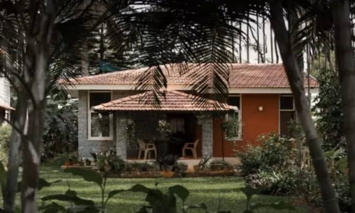 Agara Cottage | the "Farm Estate Social' Cozy cottage in a lush serene estate