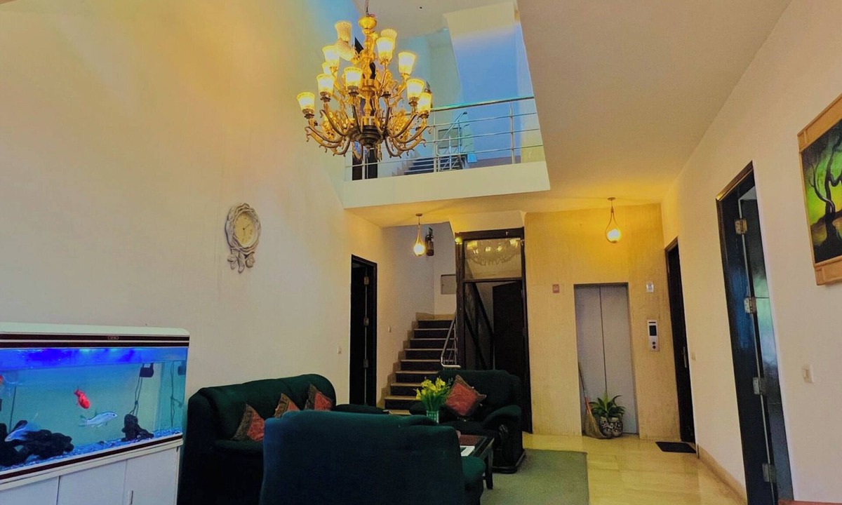 Sushant Lok Hotel | The Hotel Am Bliss