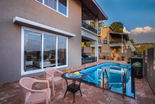 Panchgani Villa | The Skyline by VEO - Part of StayVista