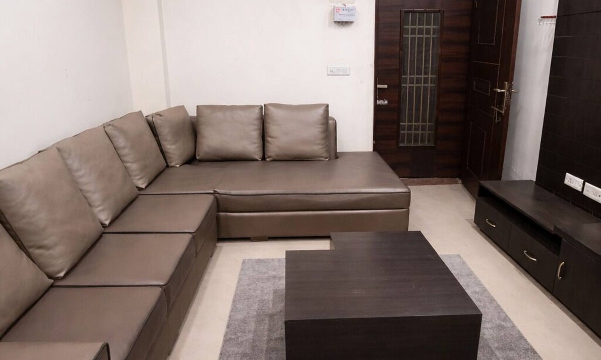 Vrindavan Apartment | Tranquil 1-bedroom apartment with AC in vibrant Vrindavan