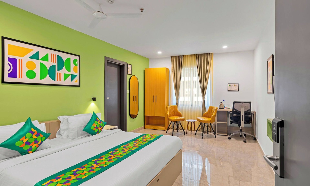 Medchal Hotel | Treebo Hydotel Kompally
