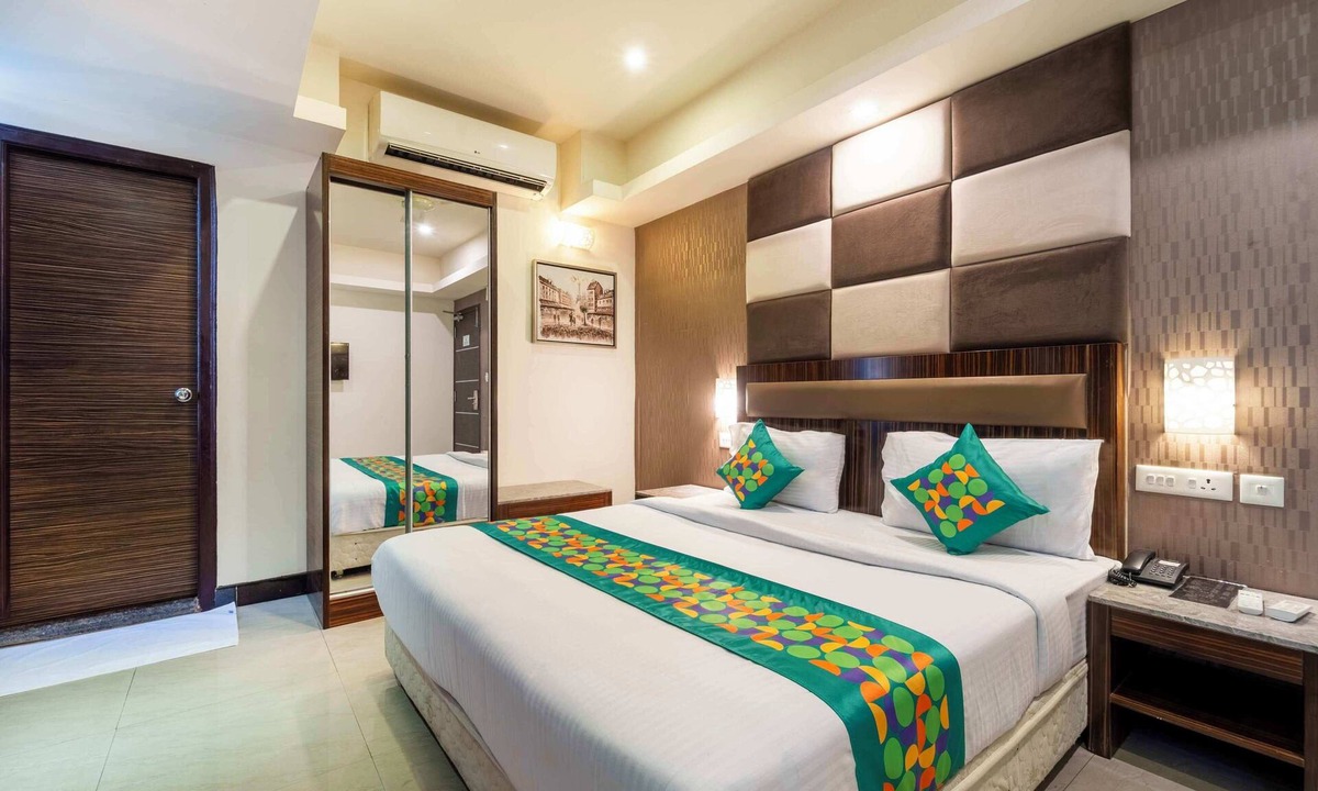 RS Puram Hotel | Treebo Venition Inn