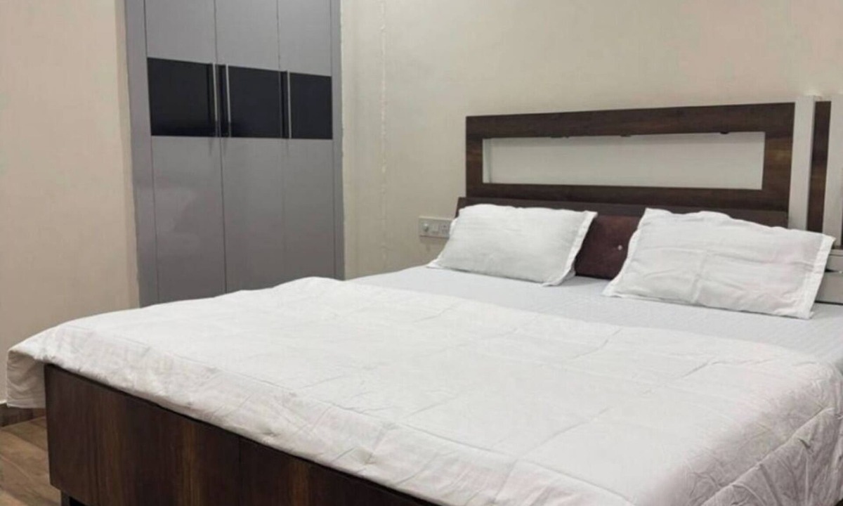 Kharar Apartment | Twin Nest 2BHK | AC |Gated | Near Chandigarh Univ.