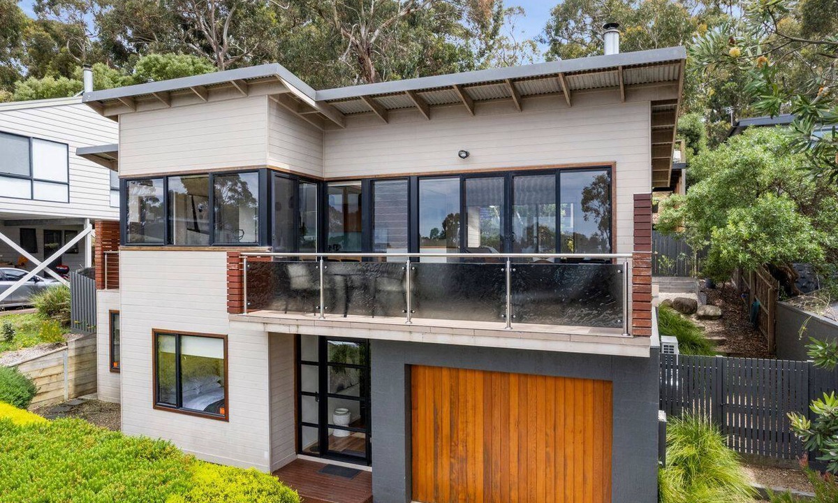 Lorne House | Vacation Mode