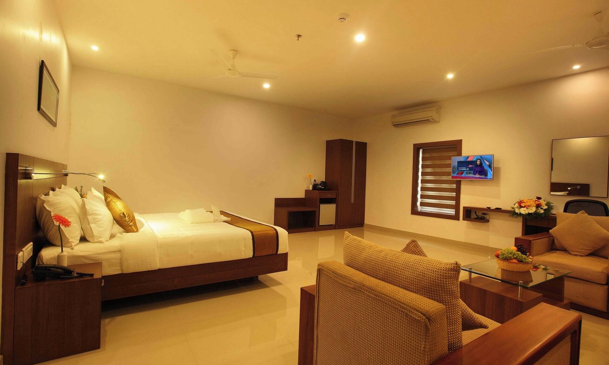 Kunnamkulam Hotel | VICTORY INN PARK RESIDENCY KUNNAMKULAM