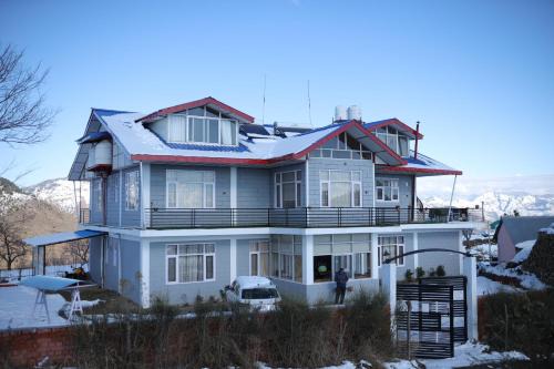 Shimla Villa | Village Crown